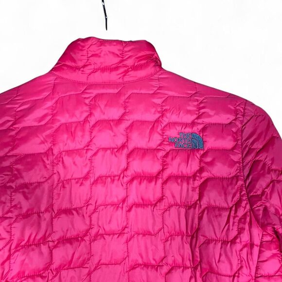 The North Face Red Quilted Full-Zip Jacket - Picture 4 of 8